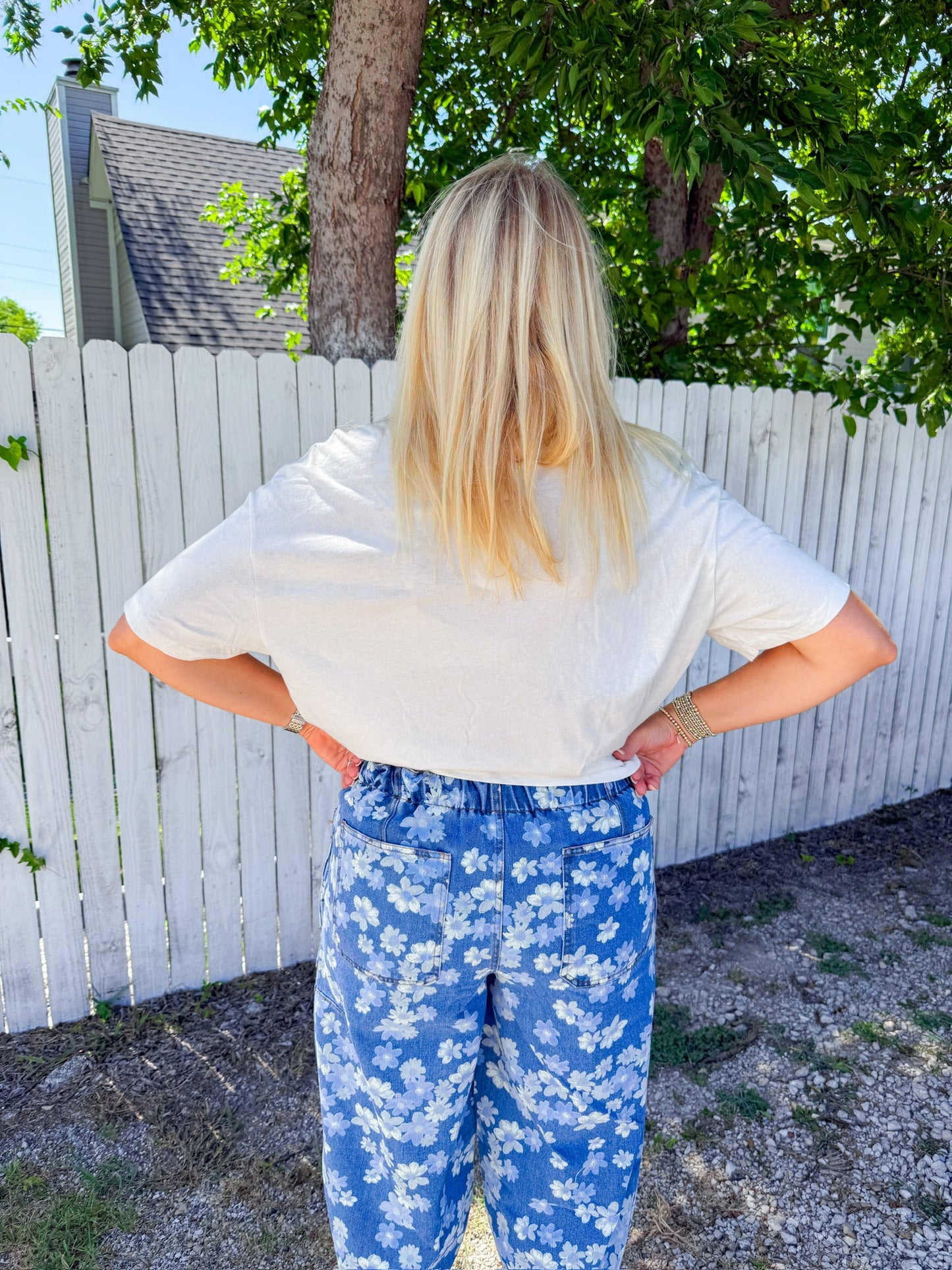 Arkansas Hogs Helmet Cropped Tee - Off White