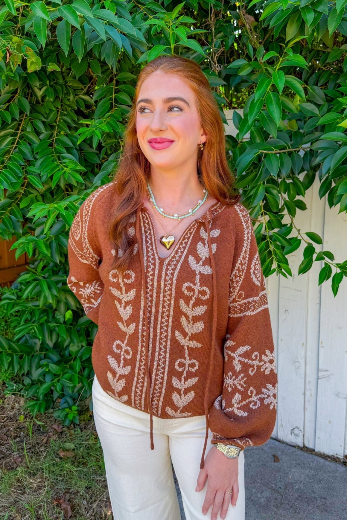 In The Mountains Sweater - Brown