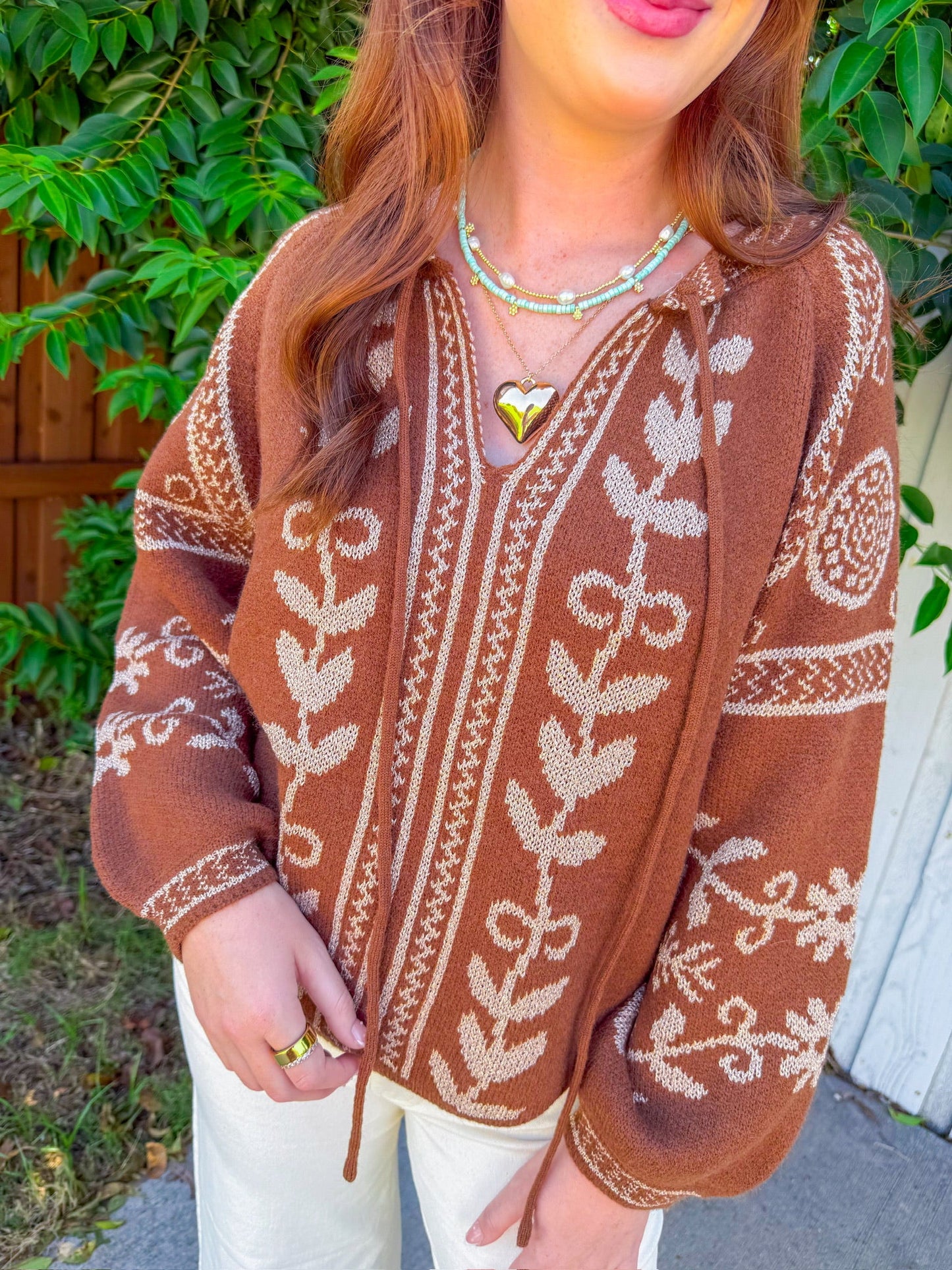 In The Mountains Sweater - Brown